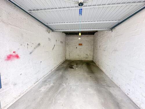 Blick in die Garage - 