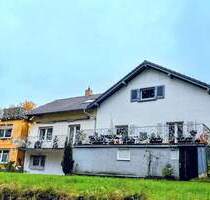 Schöne Wohngebäude mit zwei Wohnhäusern in Kaiserslautern-Erlenbach zum Verkauf