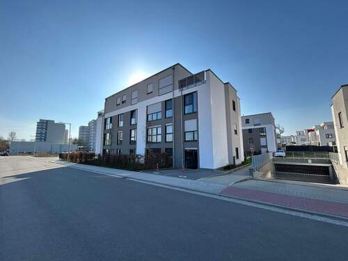 Außenansicht - 4 Zimmer Etagenwohnung zur Miete in Liederbach