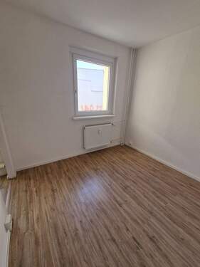 Schlafzimmer - Etagenwohnung mit 49,30 m² in Magdeburg zur Miete
