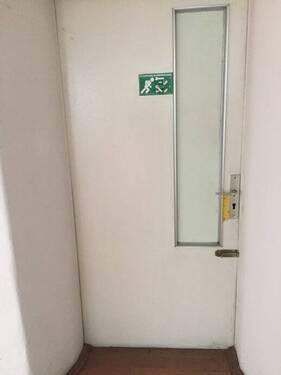 Zugang zum Treppenhaus - 