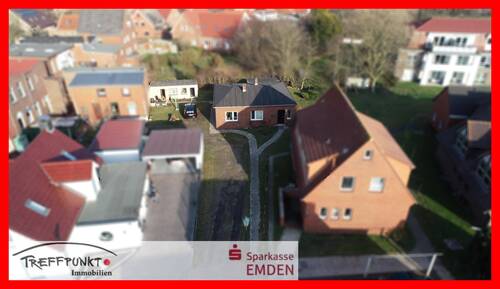 Frontansicht mit Zuwegung - Grundstück in Borkum