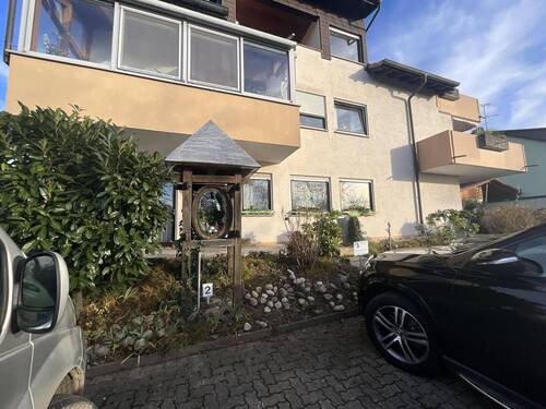 Stellplatz vor dem Haus - 