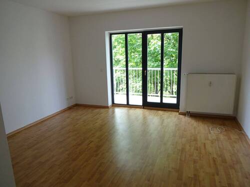 Wohnzimmer, Balkon - 