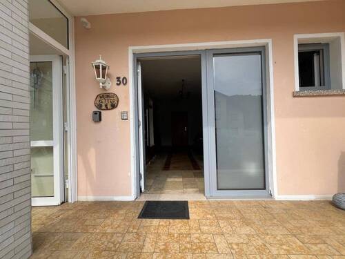 4 Eingang VH - Mehrfamilienhaus, Wohnhaus mit 120,00 m&sup2; in Kröv zum Kaufen