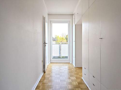 Flur zum Schlafzimmer - 