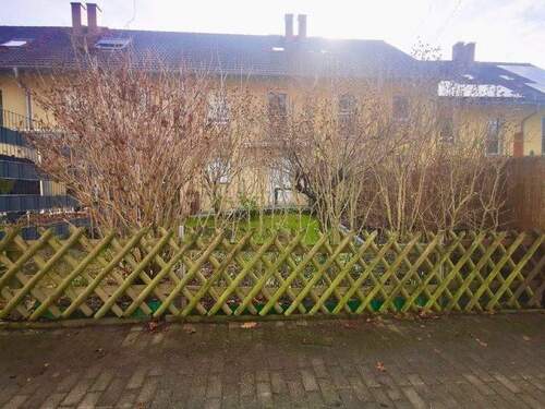 Gartenseite - 5 Zimmer Reihenmittelhaus zum Kaufen in Dresden