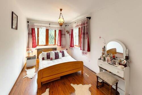  Schlafzimmer - 