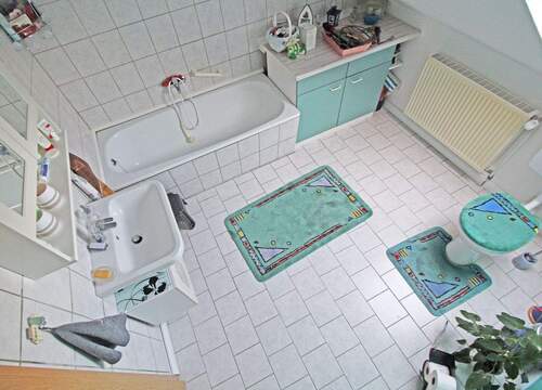 Dachgeschoss - Badezimmer - 