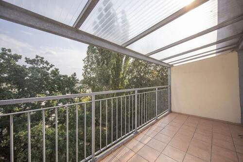 Balkon 2 - 3 Zimmer Etagenwohnung zur Miete in Harburg - Hamburg Heimfeld