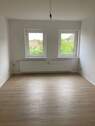 Wohnzimmer - Ideal für Paare und kleine Familien - 3-Zimmer Wohnung in Geestemünde zum 16.11!