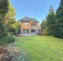 Großes Familienhaus mit Einliegerwohnung, Sauna, Garage und herrlichem Garten - Hamburg Blankenese