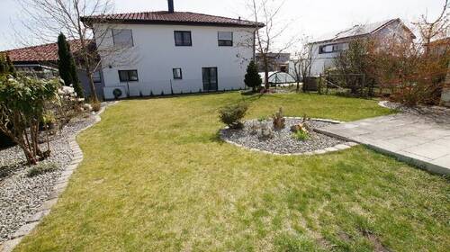 Garten - 4 Zimmer Doppelhaushälfte zur Miete in Sünching