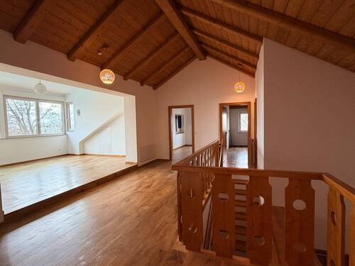 07 OG Galerieflur 02 - 