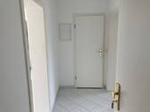 Flur - Etagenwohnung mit 41,70 m&sup2; in Zwickau zur Miete
