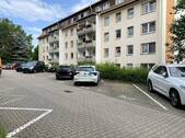 Stellplatz vorm Haus - 