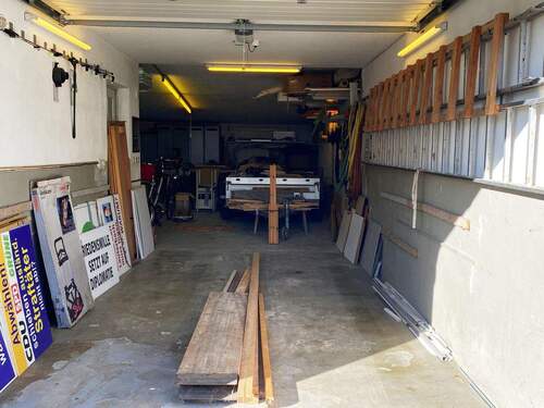 Garage - 
