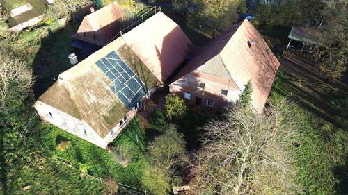 Luftbild Gebäude hinten.JPG - 