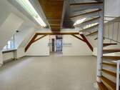 Offener Raum mit Wendeltreppe - 8 Zimmer Büro zur Miete in Heidelberg