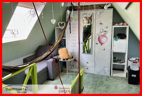 Zimmer im Dachgeschoss, Ansicht 2 - 