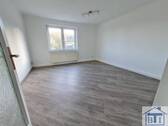 Wohnzimmer - renovierte 3-Zimmer Wohnung in attraktiver Lage