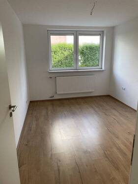 Zimmer 2 - 