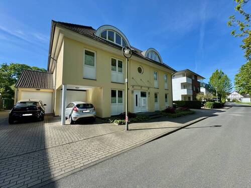 Straßenansicht - 4 Zimmer Etagenwohnung zum Kaufen in Bremen / Horn-Lehe