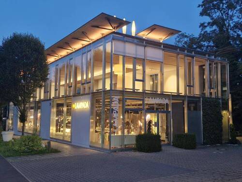 Ansicht - N-Erlenstegen: Hohe Sichtbarkeit ! Moderne Büro-Praxisfläche mit ca. 320 m² im 1.OG