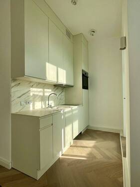 Einbauküche - 1 Zimmer Etagenwohnung in Berlin