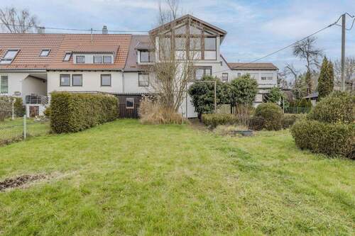 Gartenansicht - 8 Zimmer Einfamilienhaus in Stuttgart