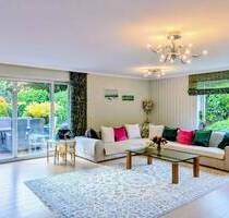 *Provisionfrei* Exklusives Zuhause mit Wellness & Traumgarten in Bremen-Oberneuland