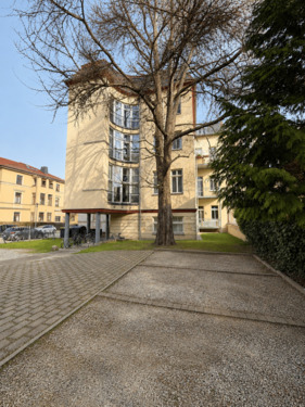 Parkplatz/ Außenansicht - 