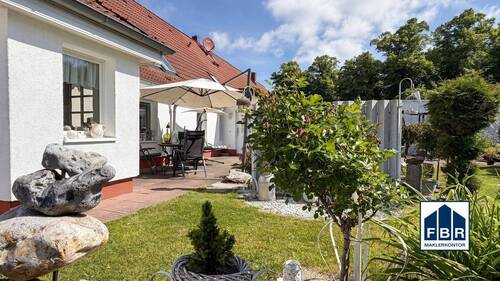 Gepflegter Garten - Reihenendhaus mit 214,20 m&sup2; in Lützow zum Kaufen