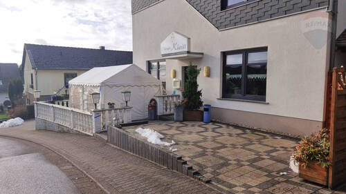 20230201_103302 - Mehrfamilienhaus, Wohnhaus in Saarwellingen / Reisbach