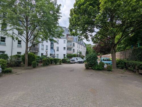 Besucherparkplätze - 