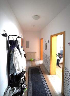 Diele - Mehrfamilienhaus, Wohnhaus mit 700,00 m&sup2; in Nürnberg zum Kaufen