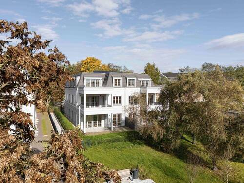Bild 1 - Zeitlose Architektur & nachhaltiger Komfort - Exklusive Etagenwohnung in Potsdam