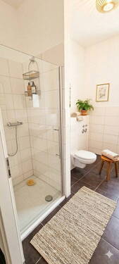Duschbad - Etagenwohnung mit 60,90 m&sup2; in Schwerin zur Miete