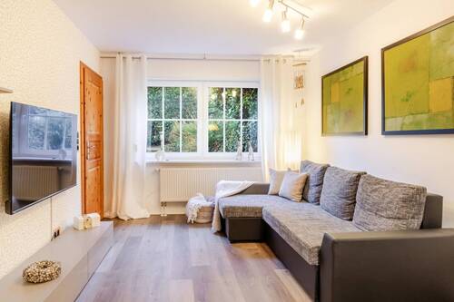 Wohnlich ausgebauter Keller - 