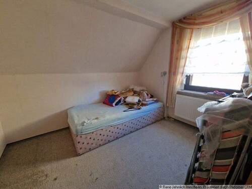 Kinderzimmer 1 im OG - 
