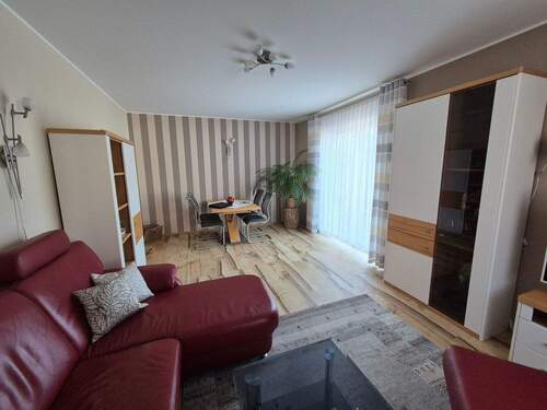 Wohn- und Esszimmer - 