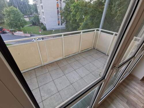 Bild 2 - 3 Zimmer Etagenwohnung zum Kaufen in Nürnberg