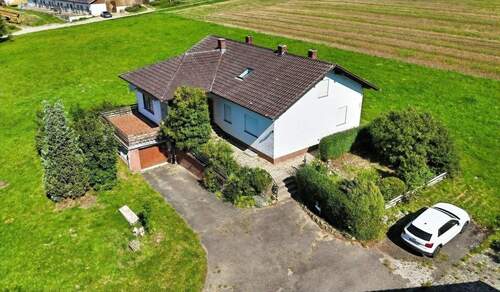 Bild 2 - 6 Zimmer Einfamilienhaus zum Kaufen in Schorndorf