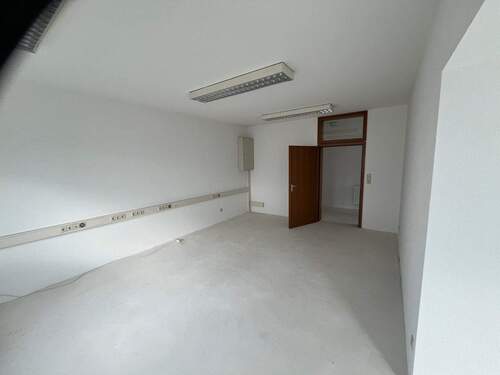 Bürofläche - Büro zur Miete in Renningen