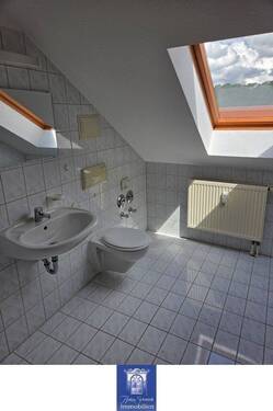 Bad - Etagenwohnung mit 59,80 m&sup2; in Meißen zur Miete