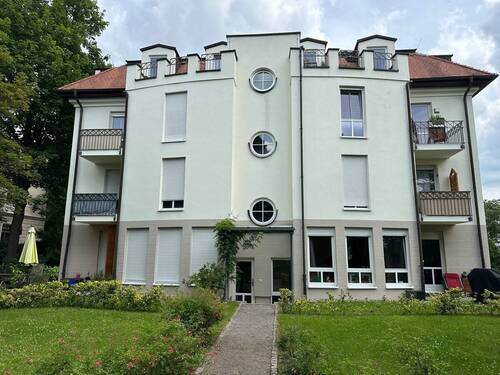 Rückansicht - Etagenwohnung mit 92,00 m² in Dresden zum Kaufen