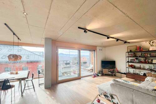 Wohnzimmer - 3 Zimmer Etagenwohnung in Kolbermoor