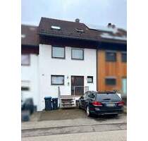 Raumwunder! Reihenhaus mit ELW in toller Lage von Albershausen zu verkaufen!