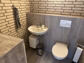 Gäste-WC (abgetrennter Bereich) - 