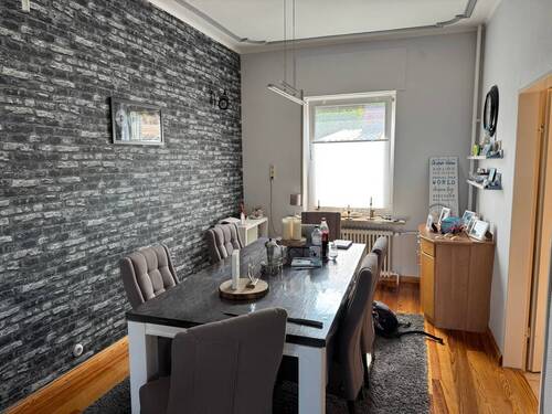 Wohn- und Esszimmer - Mehrfamilienhaus, Wohnhaus mit 114,00 m&sup2; in Buchholz zum Kaufen